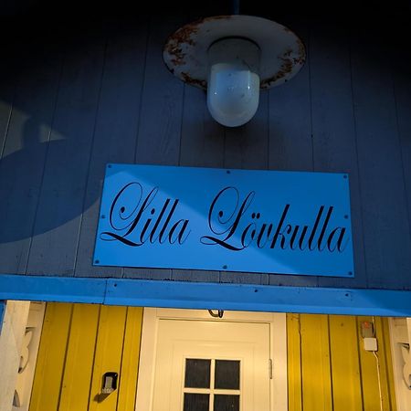Lilla Loevkulla Villa Ostra Frolunda Exteriör bild