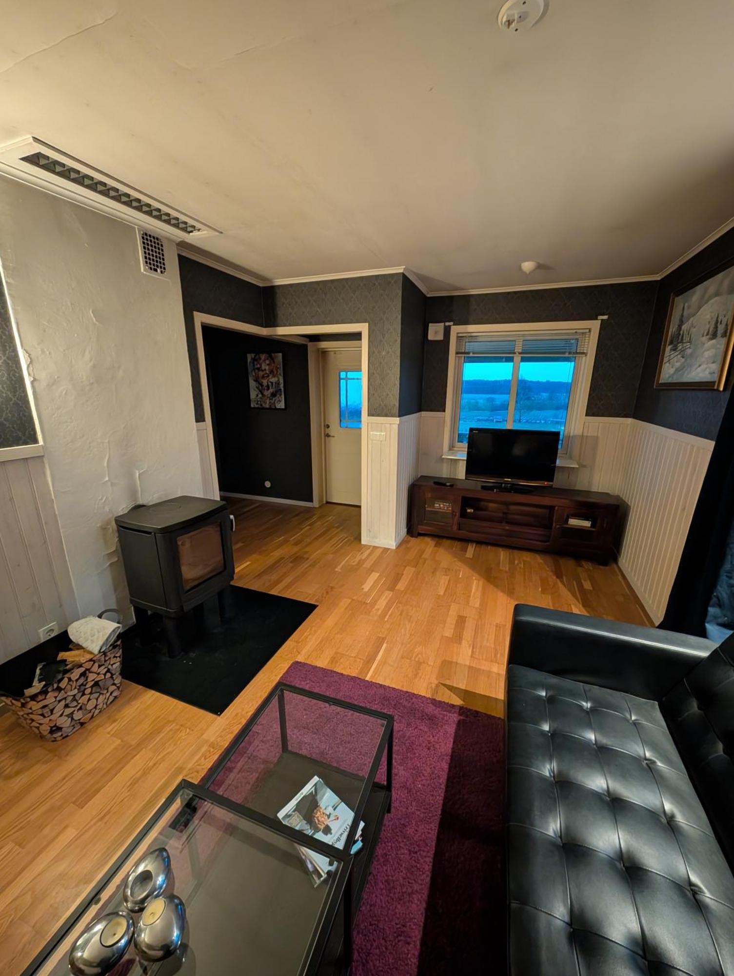 Lilla Loevkulla Villa Ostra Frolunda Exteriör bild